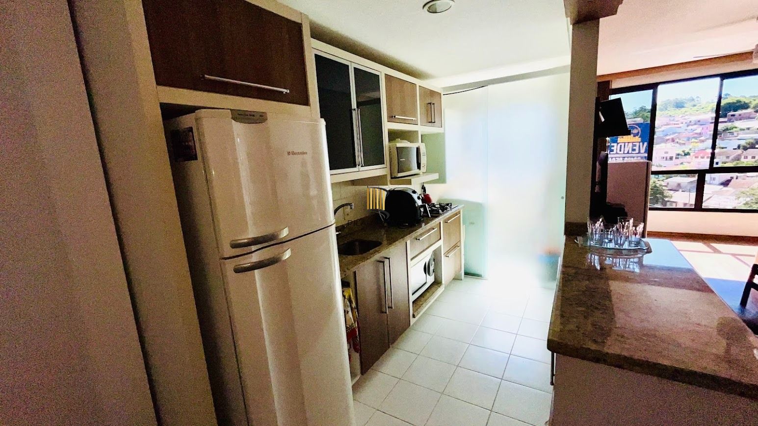 Apartamento no Condomínio Park Plaza de 2 dormitórios e vaga