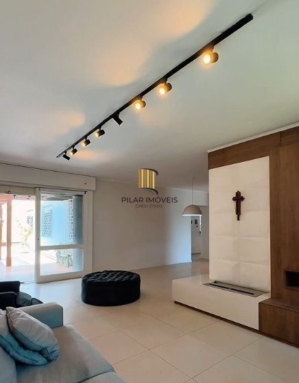 Casa no Bairro Jardim Lindóia de 3 dormitórios e 3 vagas