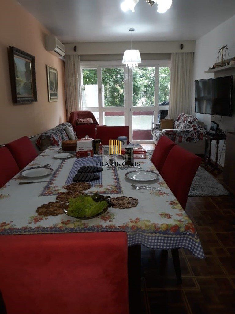 Apartamento 03 dormitórios (01 suíte), com vaga escriturada, no bairro Santana, em Porto Alegre - RS