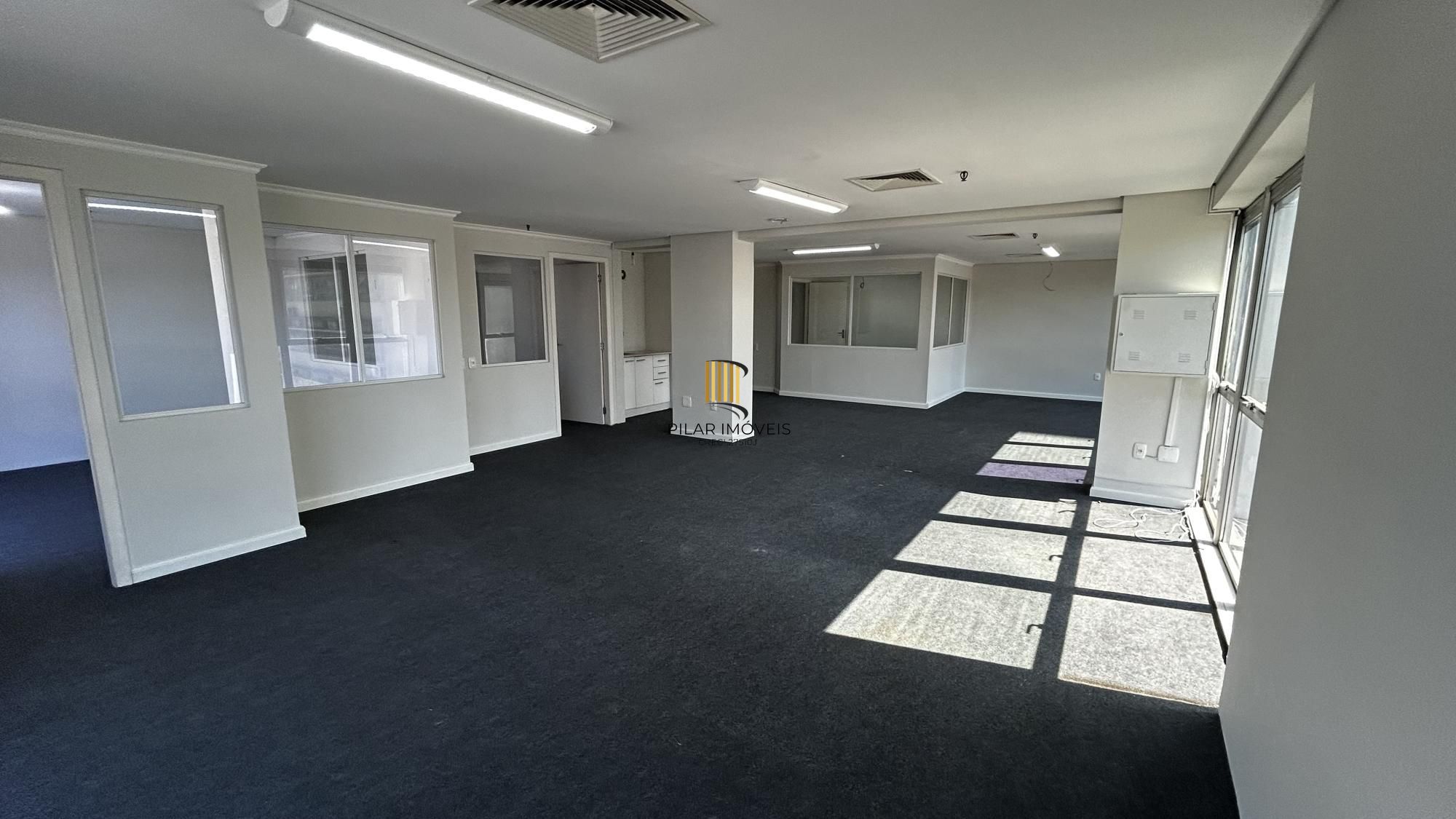 Sala Comercial 1 dormitório no bairro Centro Histórico