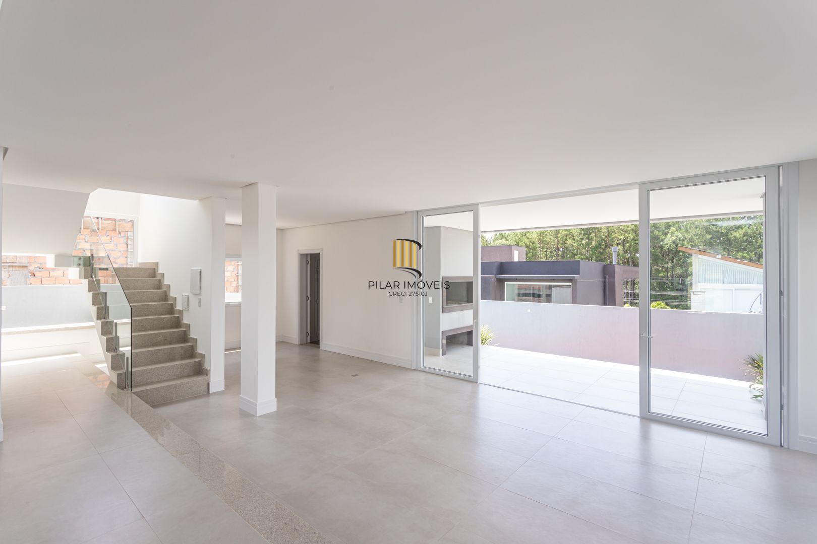 Casa de Condomínio 4 dormitórios no bairro Vila Nova