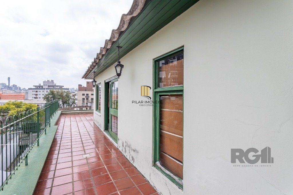 Cobertura 1 dormitório no bairro Santa Cecília