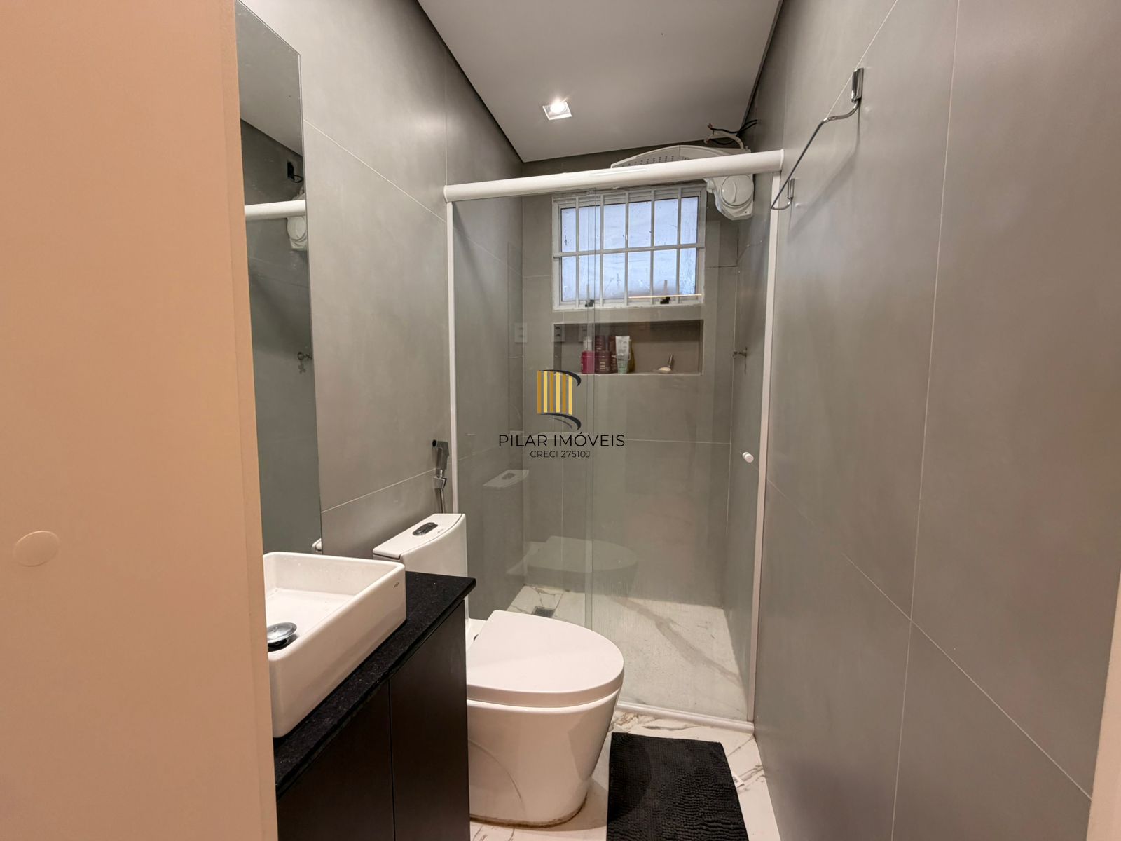 Casa 3 dormitórios no bairro Jardim Carvalho