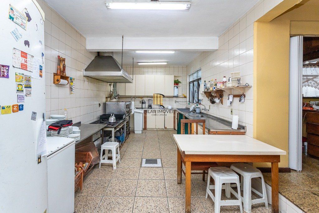 Casa para Venda - 272m², 3 dormitórios, 2 vagas - Santa Cecília