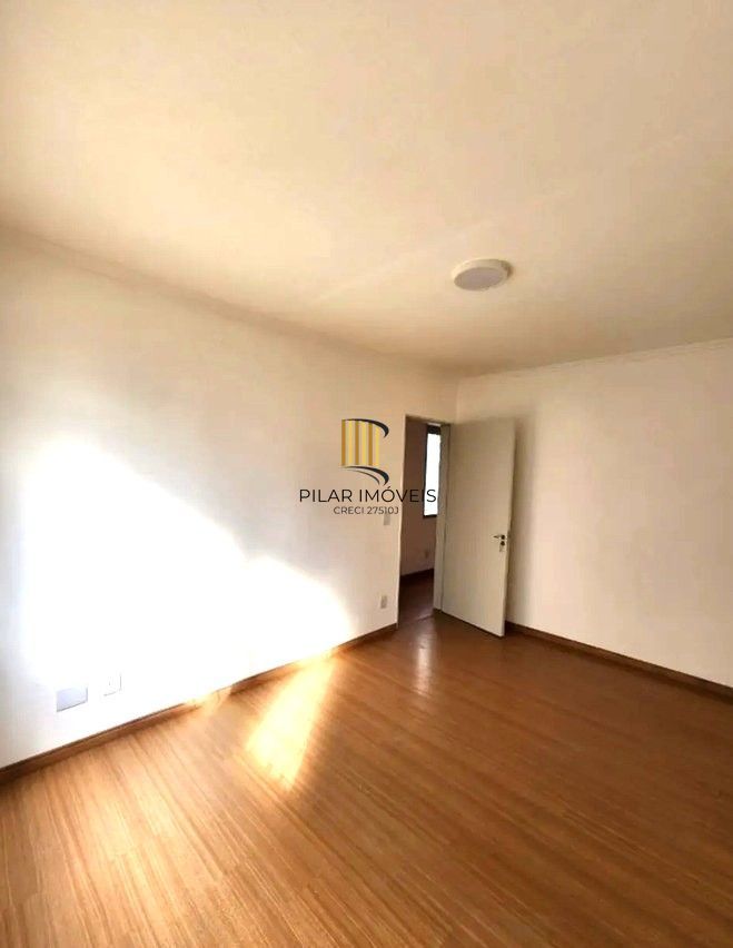 Apartamento de 2 dormitórios e vaga rotativa DESOCUPADO