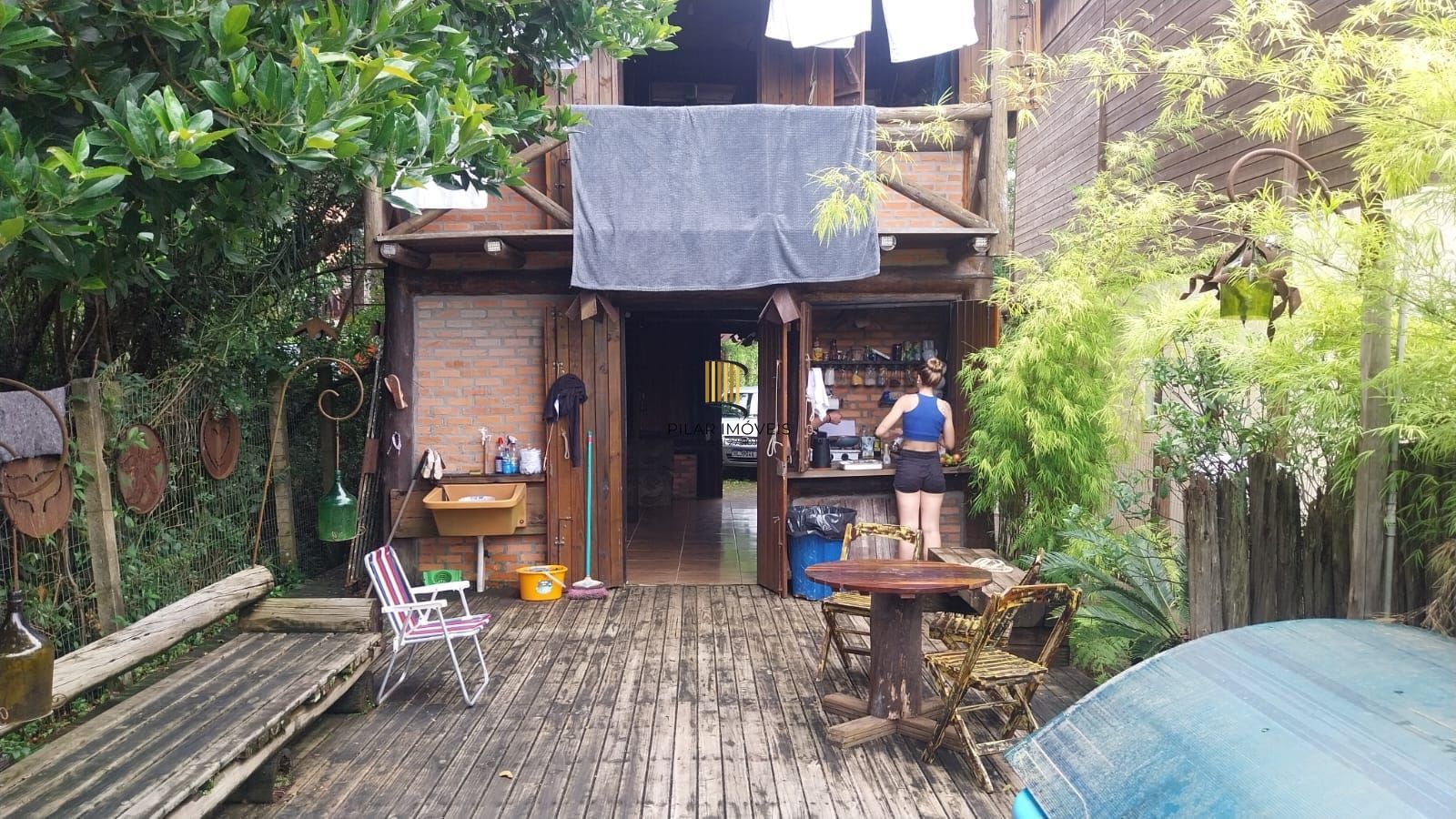 Sobrado 1 dormitório no bairro Alto Arroio