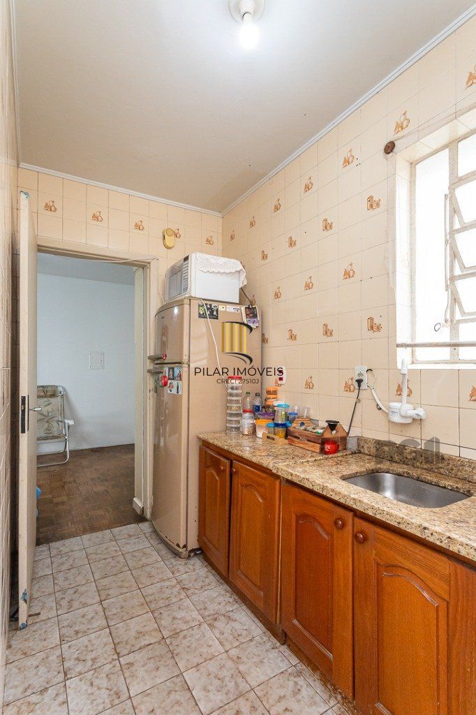 Apartamento no bairro Santana de 2 dormitórios