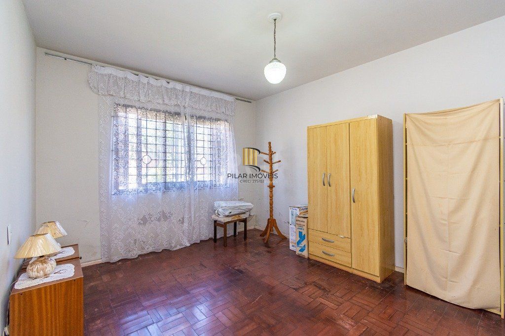 Casa de 3 dormitórios, 3 vagas