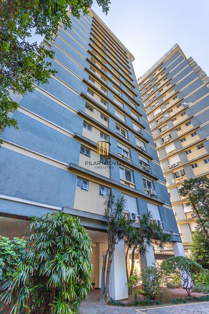 Apartamento no Moinhos de Vento de 3 dormitórios vaga e infra DESOCUPADO