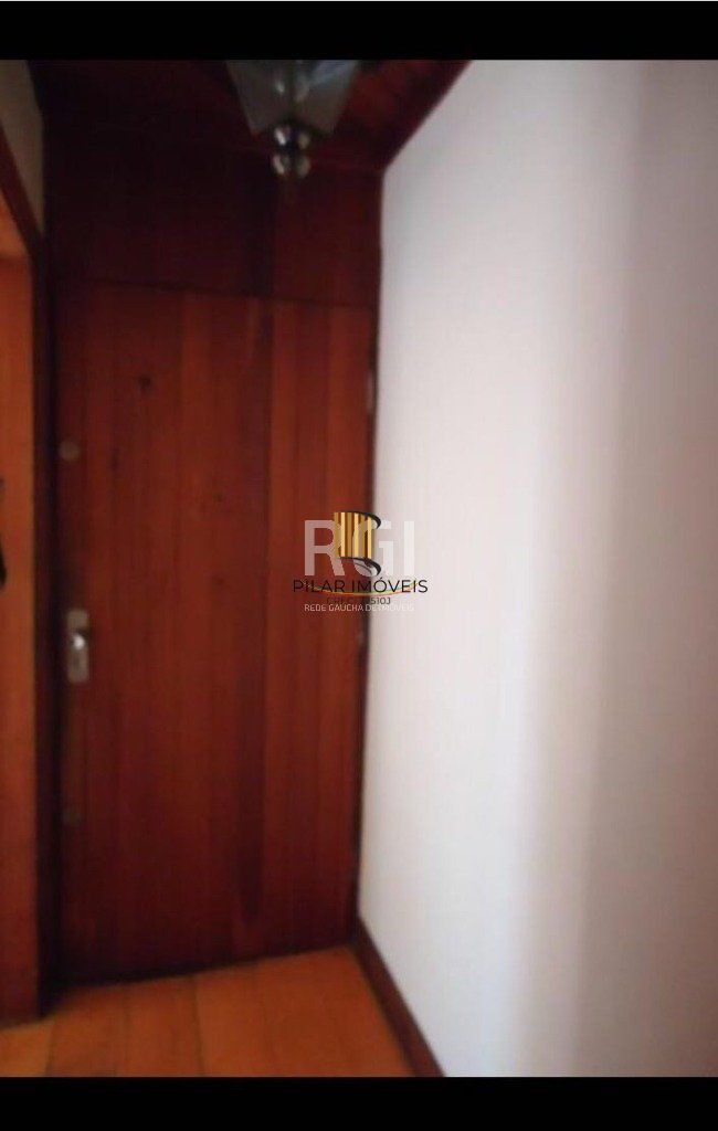 Cobertura para Venda - 255.99m², 5 dormitórios, sendo 1 suites, 2 vagas - Menino Deus