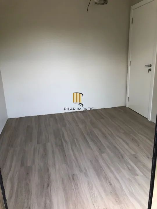 Sobrado 2 dormitórios no bairro Salgado Filho