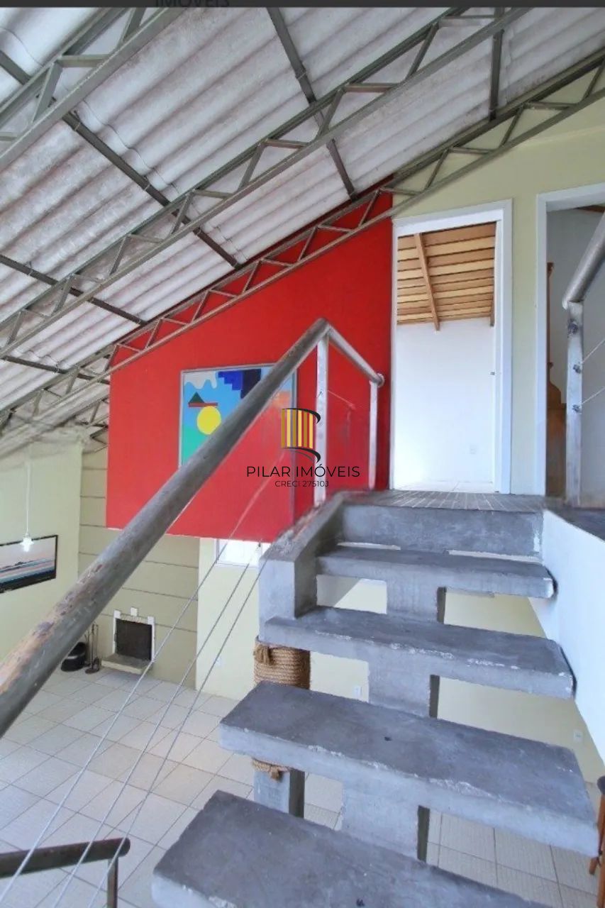 Sobrado 3 dormitórios no bairro Cristal