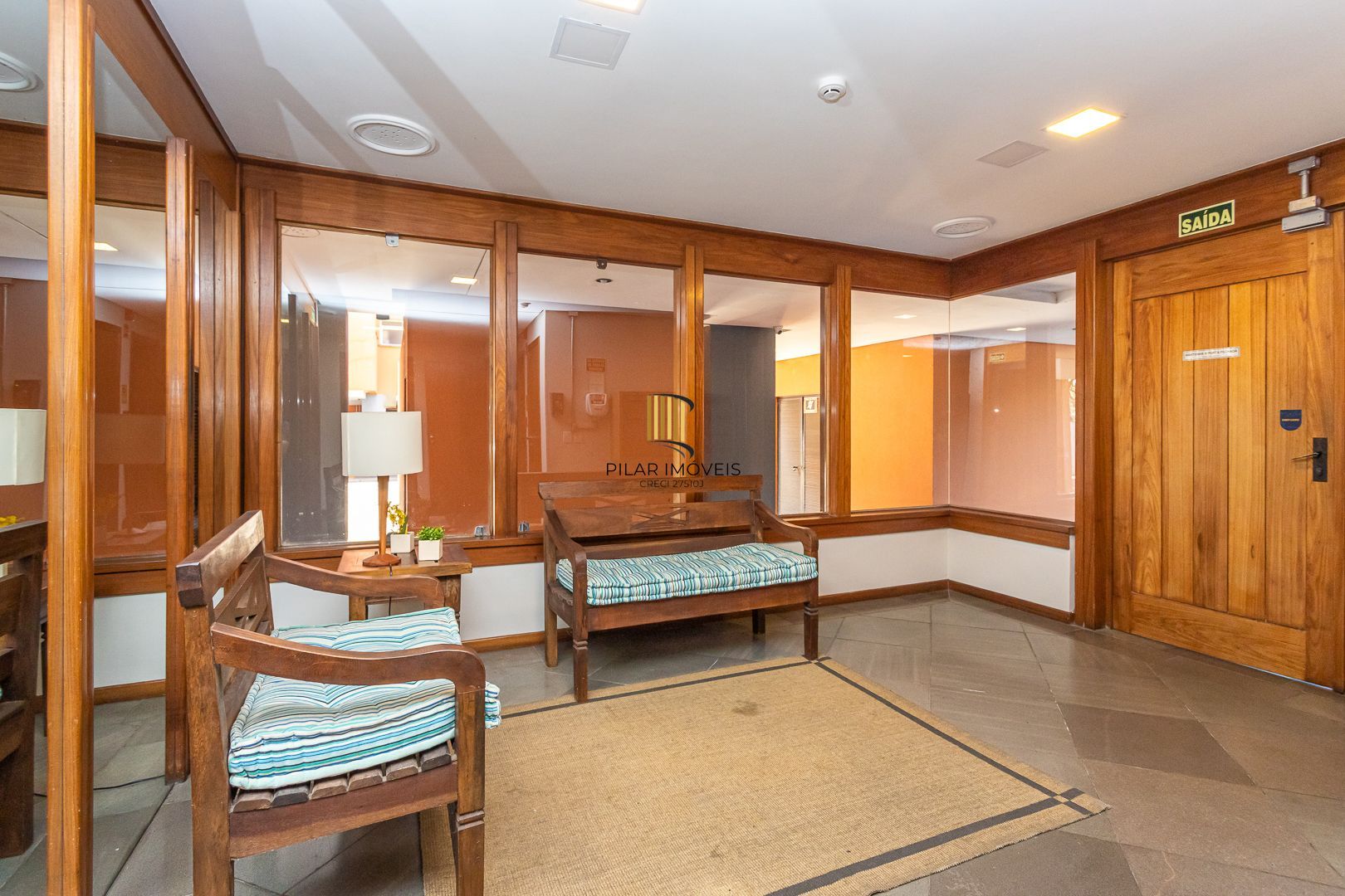 Apartamento de 2 dormitórios DESOCUPADO em frente do Iguatemi