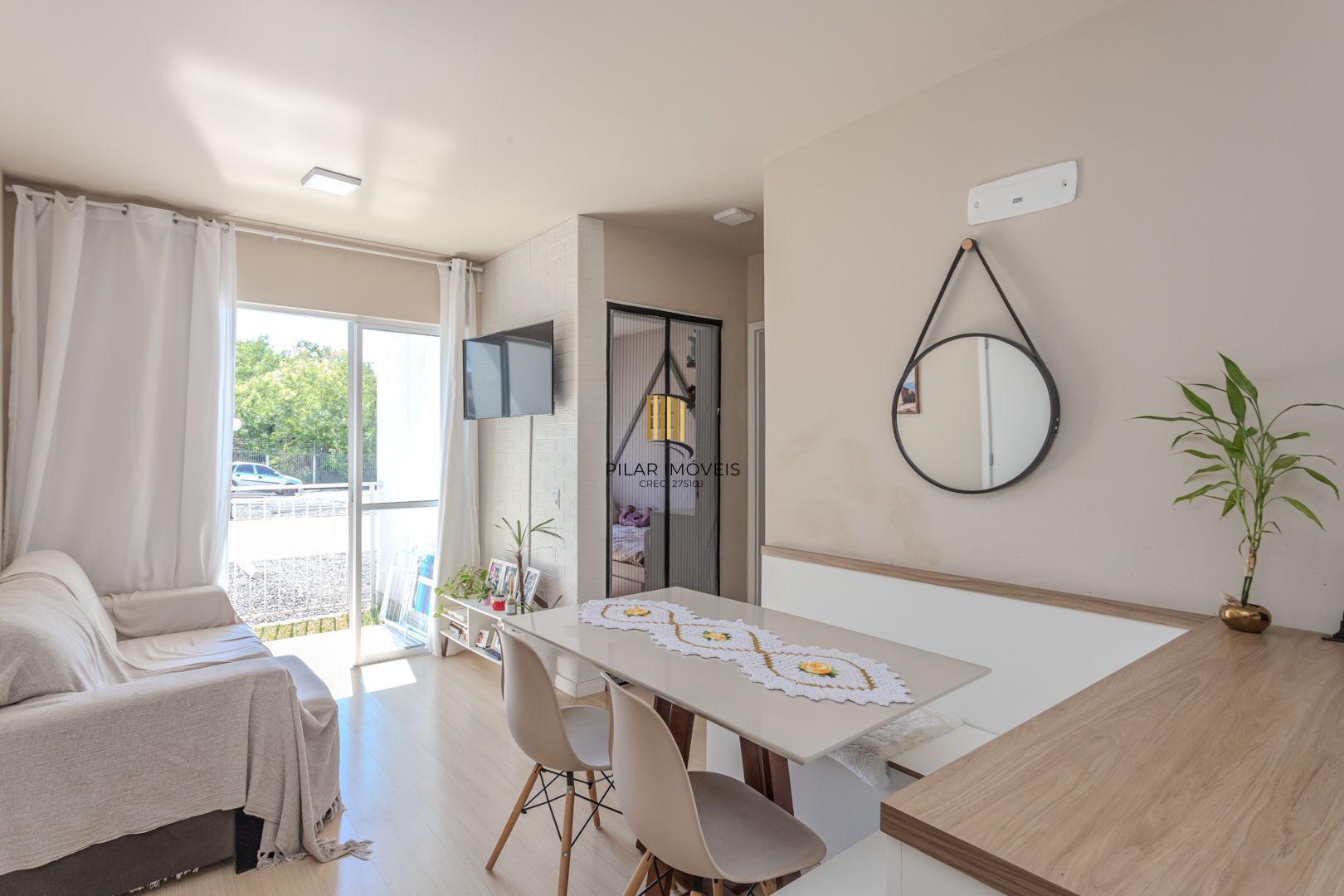 Apartamento 2 dormitórios no bairro Olaria