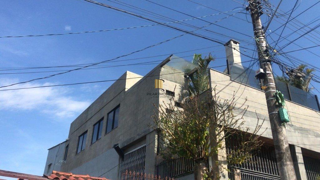 Casa 2 dormitórios no bairro Rubem Berta