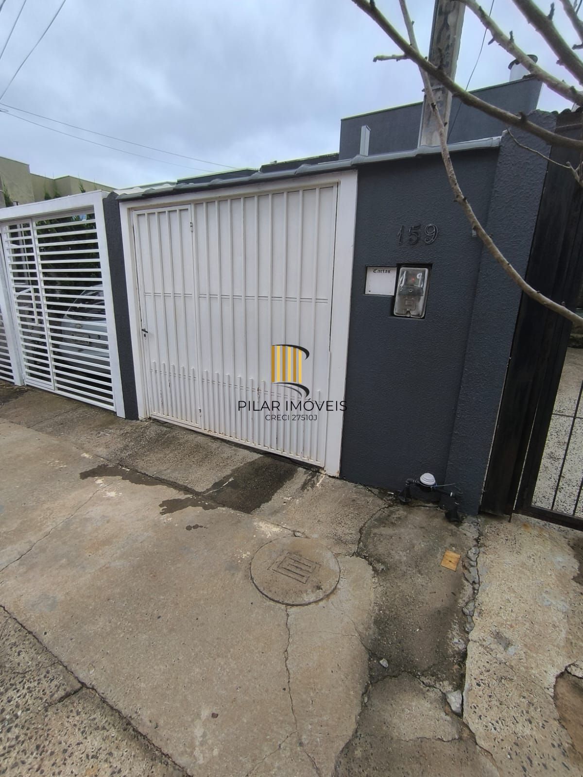 Casa 2 dormitórios no bairro Jardim Algarve