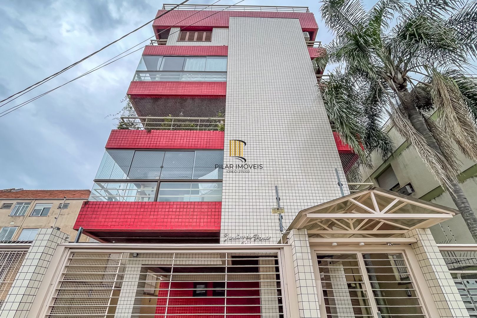 APTO DE 01 DORMITÓRIO , ELEVADOR, SACADA NA SALA E NO QUARTO, BAIRRO SANTANA