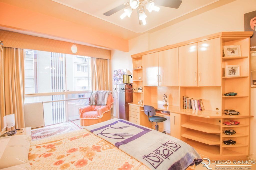 Apartamento para Venda - 207.97m², 4 dormitórios, sendo 1 suites, 1 vaga - Moinhos de Vento