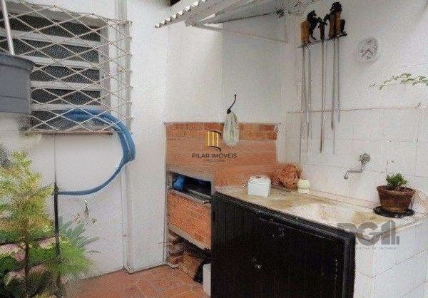 Casa 3 Dormitório(s) Bairro Petrópolis