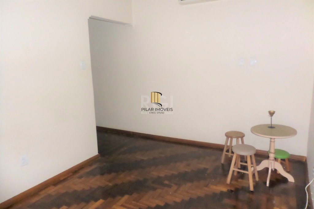 Apartamento 3 dormitórios Menino Deus Desocupado