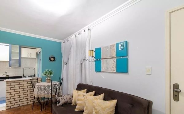 Apartamento no Centro de 1 dormitório semi mobiliado