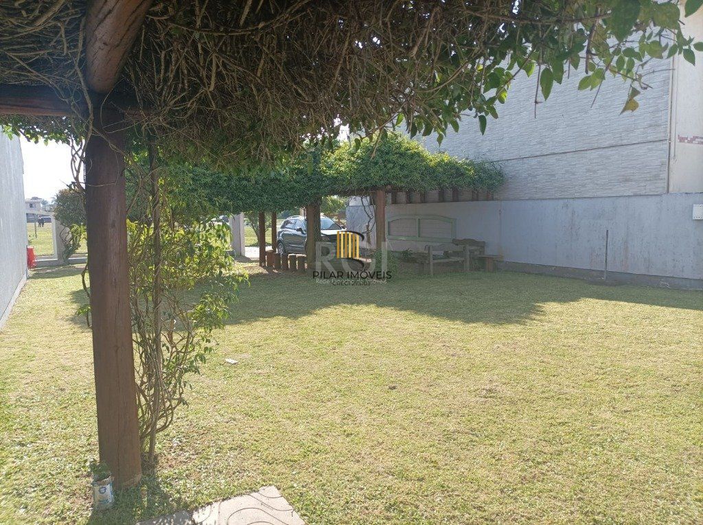 Casa para Venda 3 dormitórios 2 vagas - Capão Novo