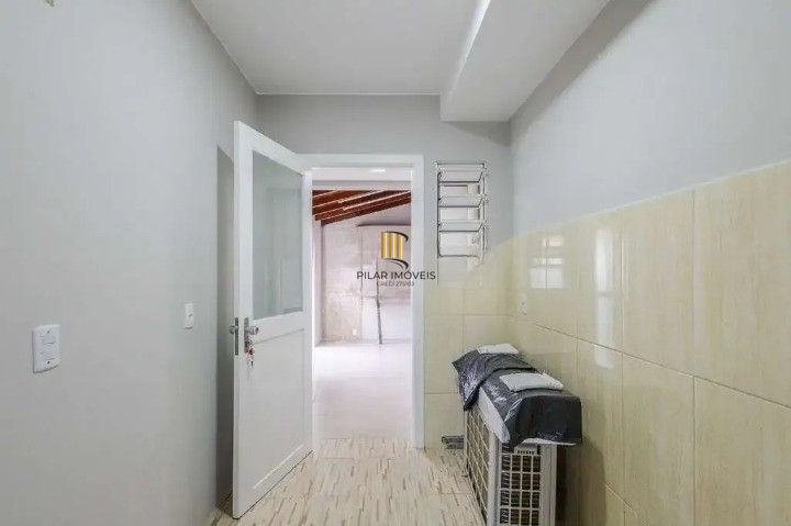 Casa Cond. JARDIM TULIPAS, 3 dormitórios, 2 banheiros, 1 vaga garagem.