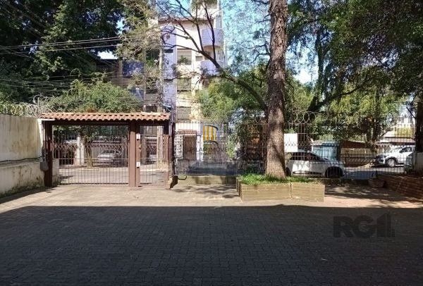 Apartamento de 2 dormitórios e vaga no Jardim Floresta