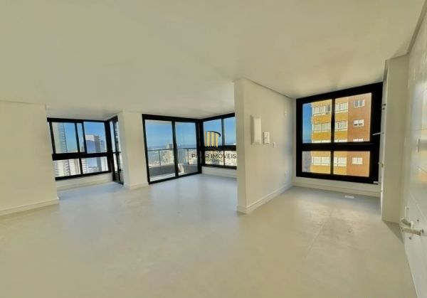 Apartamento em Torres Alto padrão de 3 dormitórios e 2 vagas