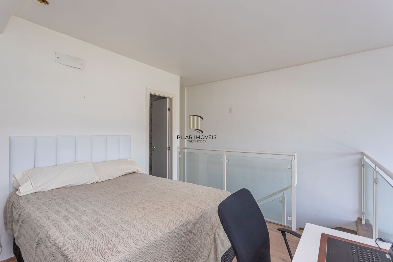Duplex 1 dormitório no bairro Jardim  Botânico