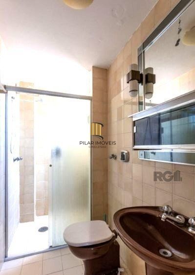 Apartamento no Passo D'areia de 1 dormitório e vaga