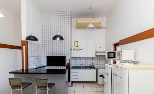 Apartamento na Cavalhada de 2 dormitórios e vaga