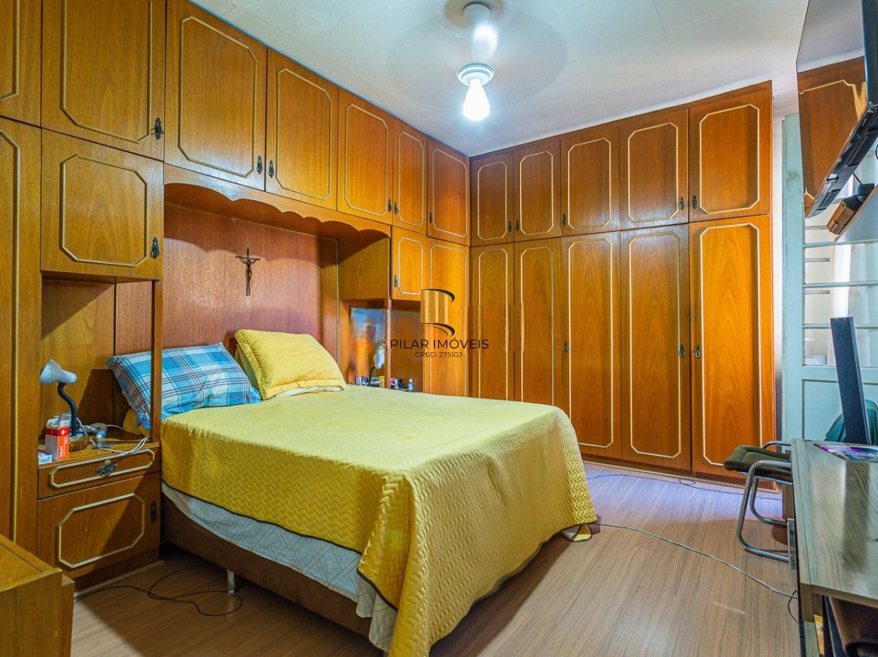 Sobrado 4 dormitórios no bairro Farroupilha