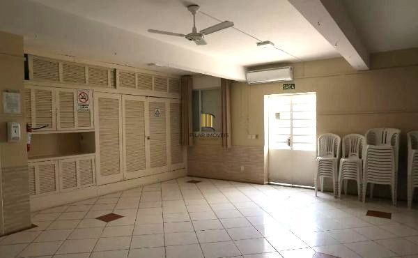 Apartamento no Camaquã de 3 dormitórios