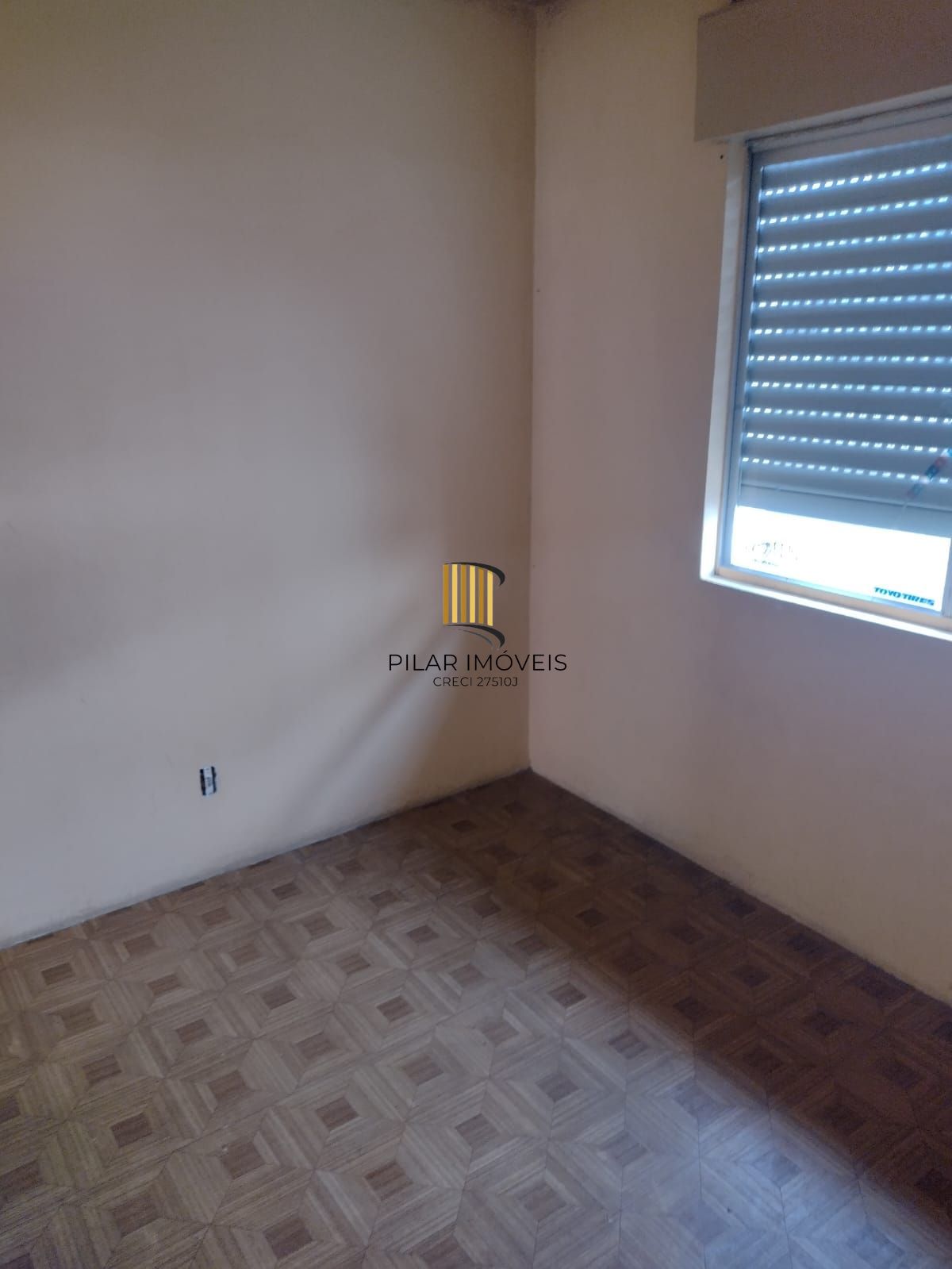 Apartamento de 2 dormitórios e vaga DESOCUPADO