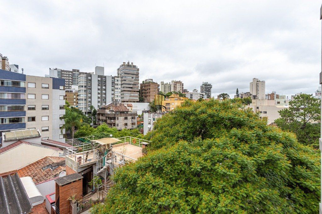 Apartamento de 03 dormitórios (01suíte), com vaga, no bairro São João, em Porto Alegre RS