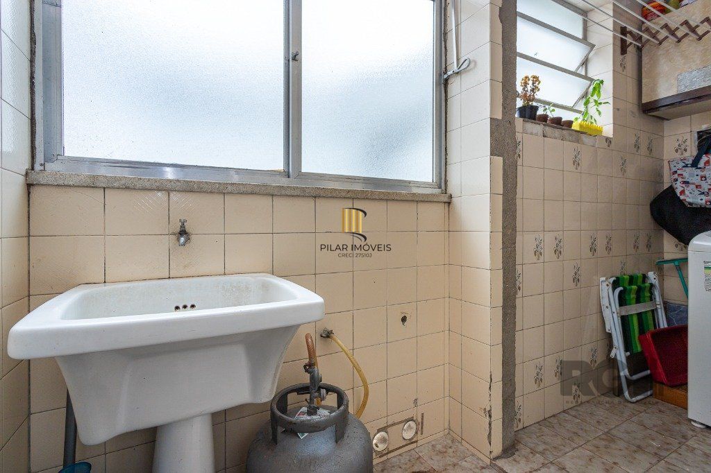 Apartamento no bairro Santana de 2 dormitórios