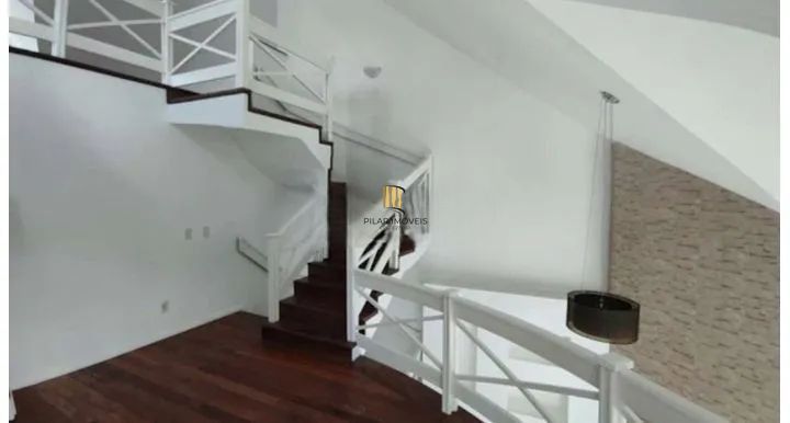 Casa 4 dormitórios no bairro Ipanema