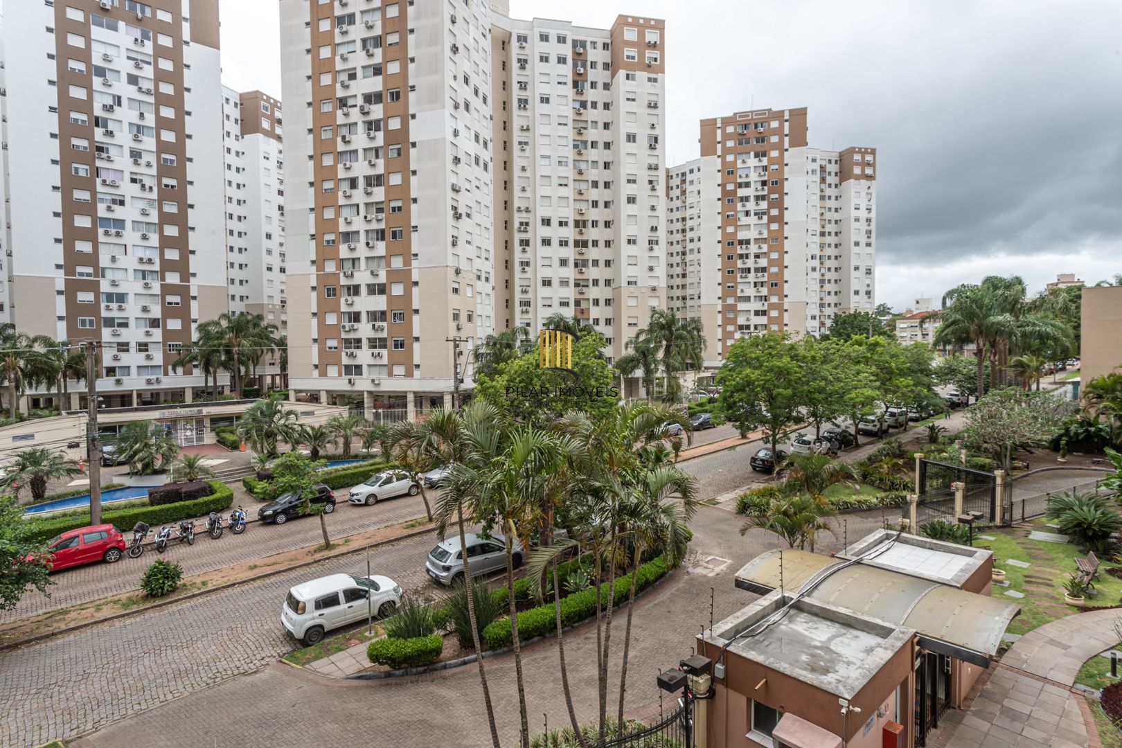 Apartamento 3 dormitórios no bairro Vila Ipiranga