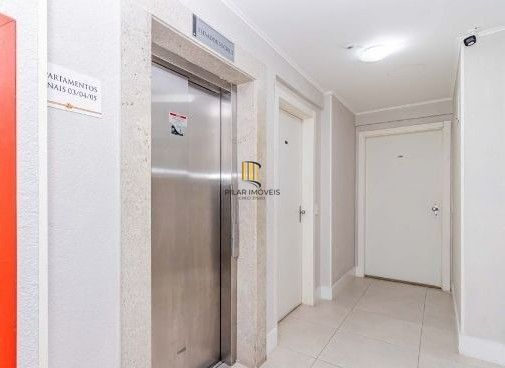 Apartamento de 2 dormitórios e vaga no bairro Santo Antônio desocupado