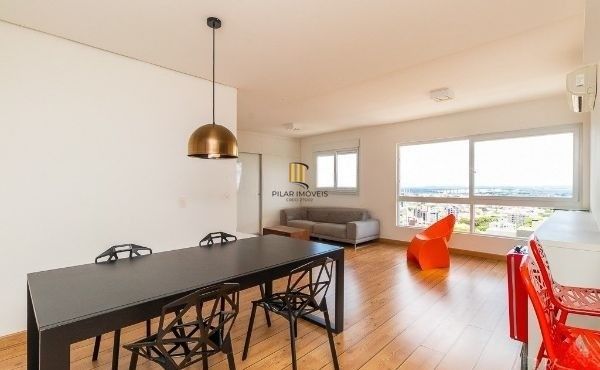 Apartamento no bairro Higienópolis de 2 dormitórios e 2 vagas