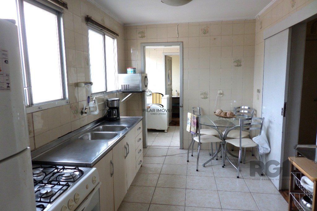 Apartamento na Glória de 2 dormitórios