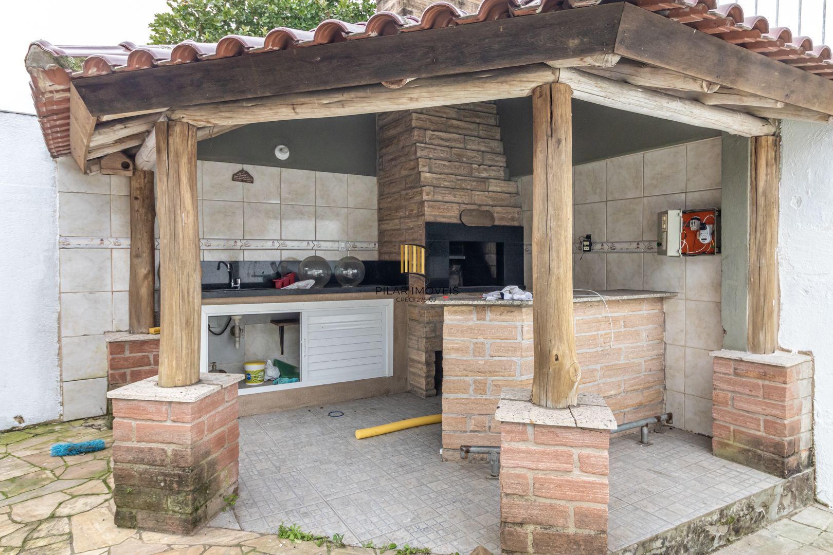 Casa no bairro Jardim Planalto de 3 dormitórios e 3 vagas