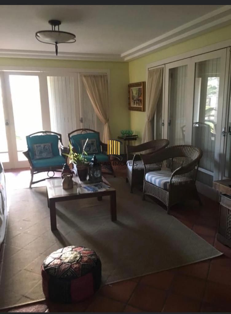 Casa na praia de Atlântida de 4 dormitórios