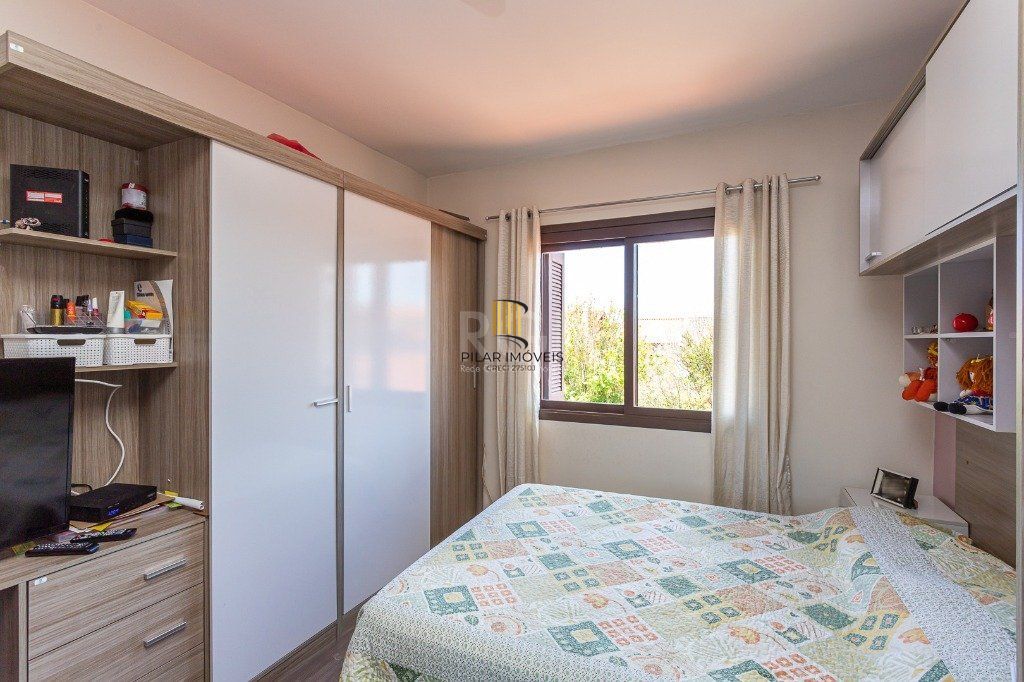 Casa na zona sul de 4 dormitórios 2 vagas - Espirito Santo