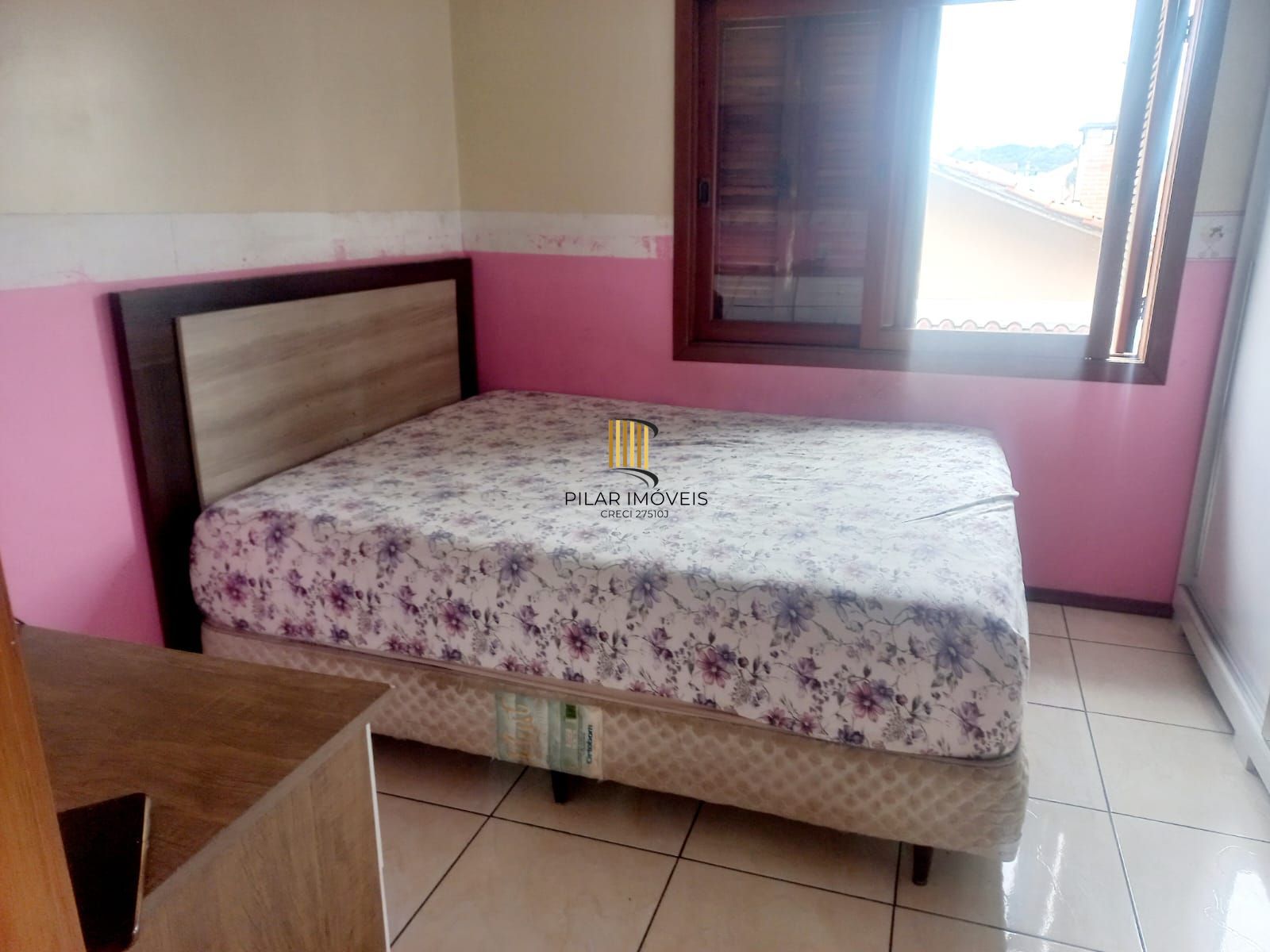 Casa 2 dormitórios no bairro Jardim Algarve