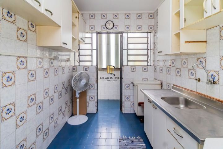 Apto de 2 dormitórios com garagem, arejado e ensolarado, próximo ao Bourbon Ipiranga