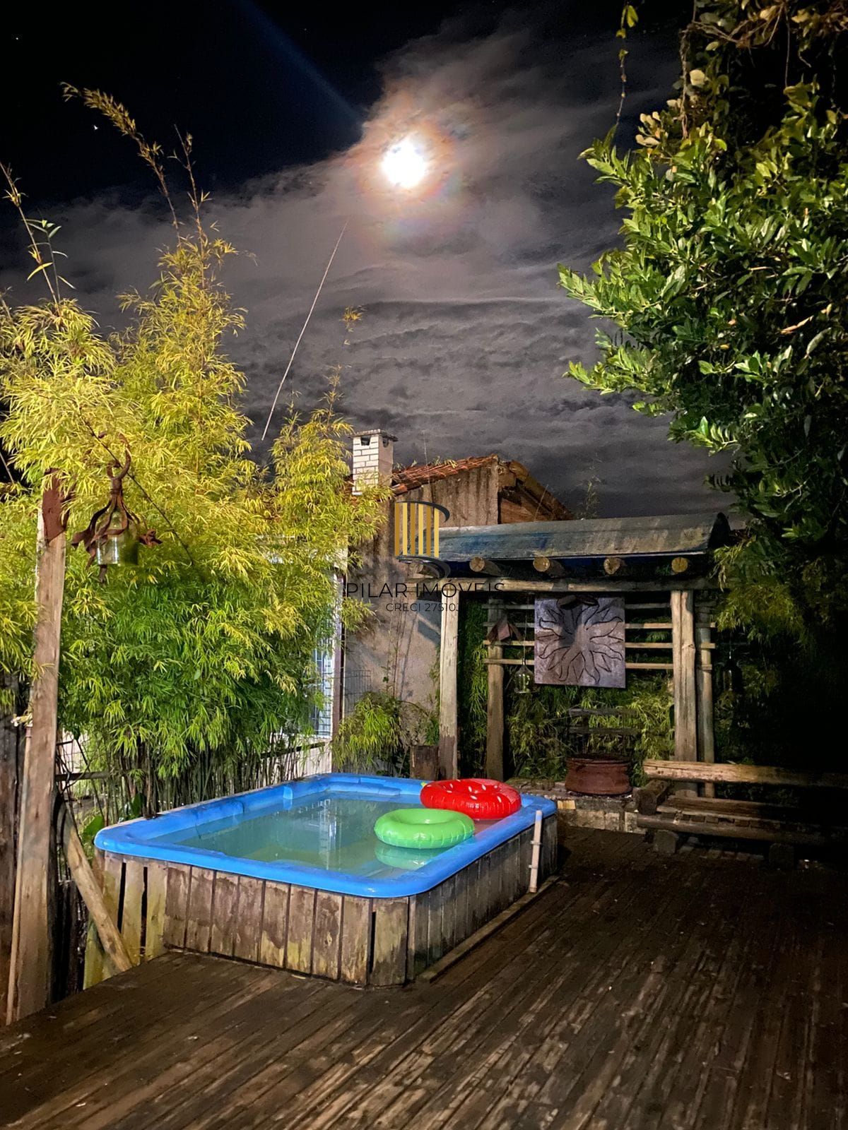 Sobrado 1 dormitório no bairro Alto Arroio