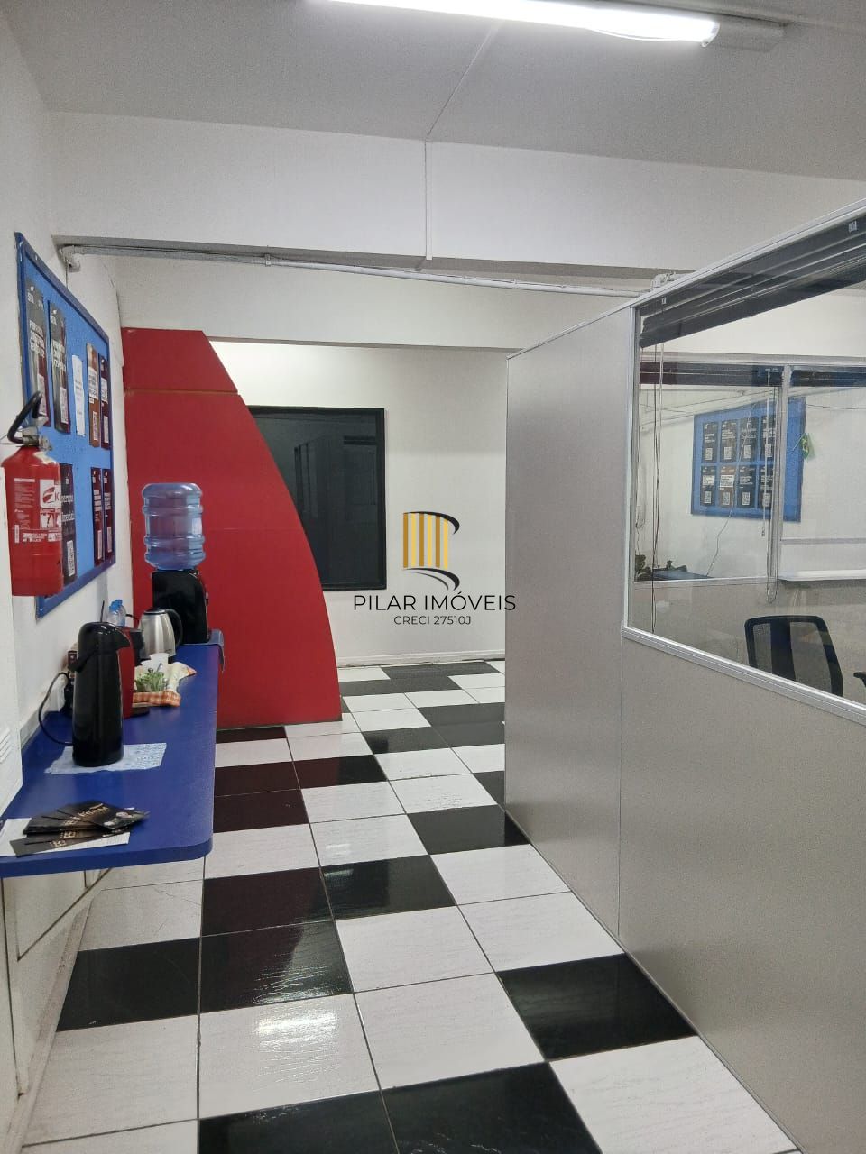 Sala comercial, andar inteiro com 193,90 m²