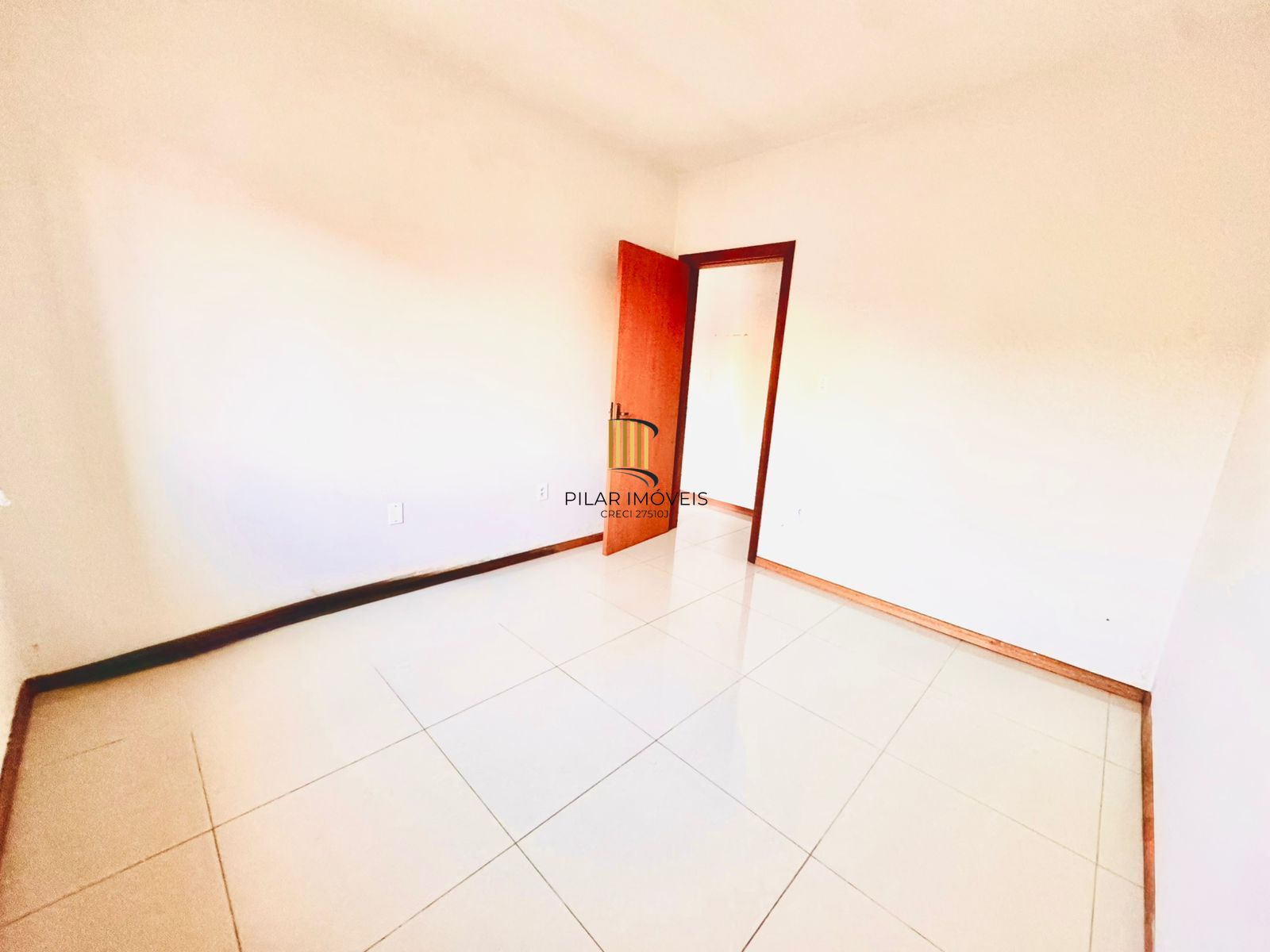 Casa 3 dormitórios no bairro Jardim Algarve